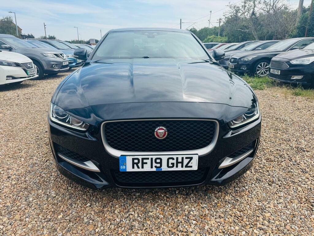Jaguar XE 2.0I Gpf R-sport Euro 6 S S Black #2
