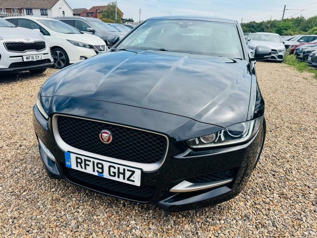 Jaguar XE R-dynamic S White #16