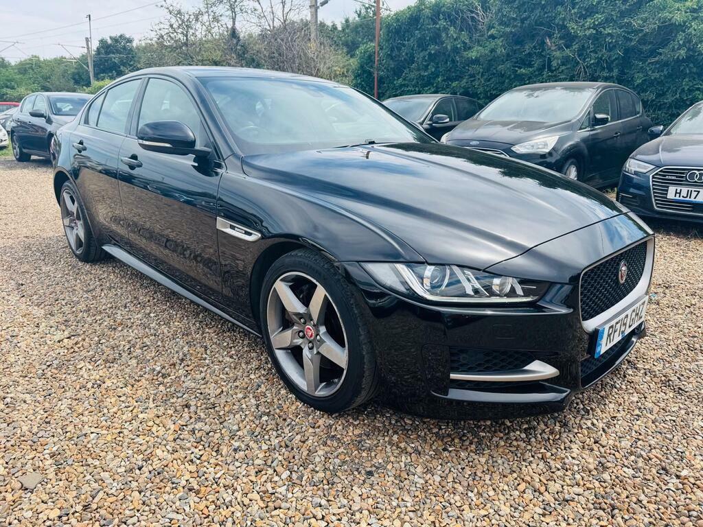 Jaguar XE R-dynamic S White #10