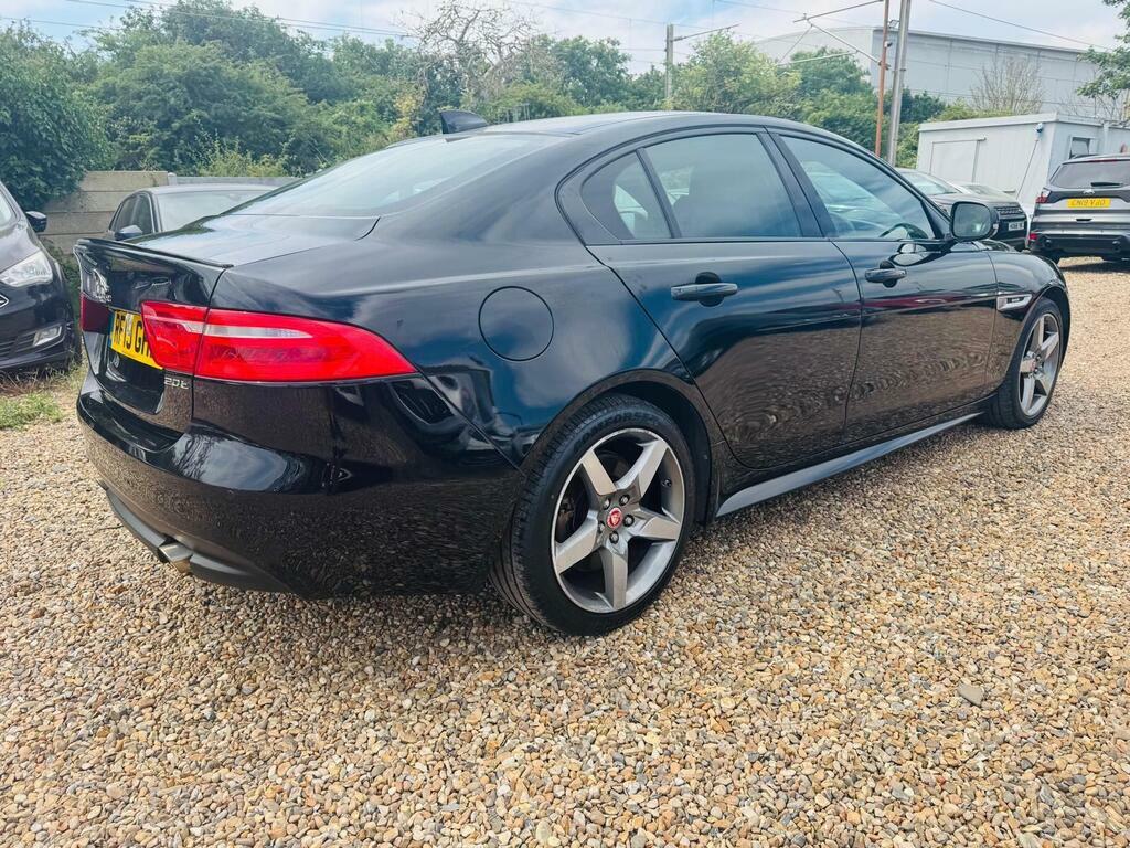 Jaguar XE R-dynamic S White #65