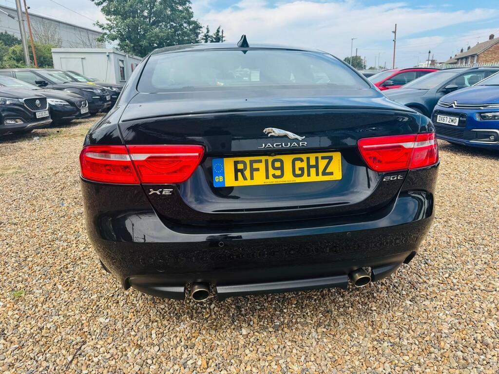 Jaguar XE R-dynamic S White #34