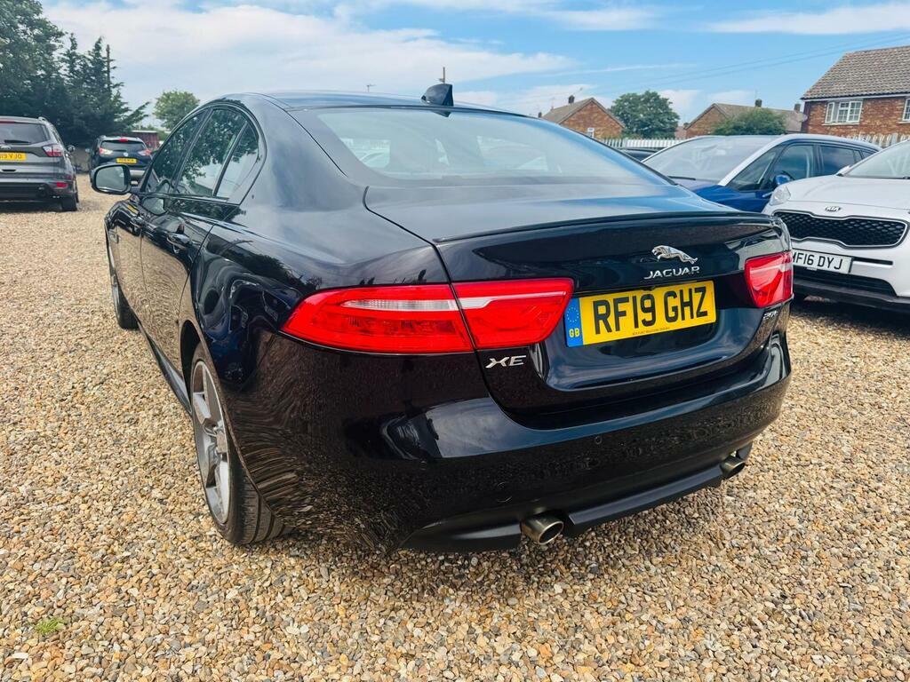 Jaguar XE R-dynamic S White #27