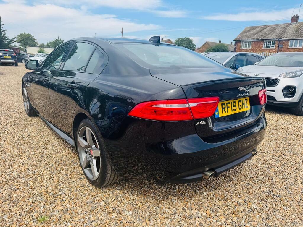 Jaguar XE 2.0I Gpf R-sport Euro 6 S S Black #4