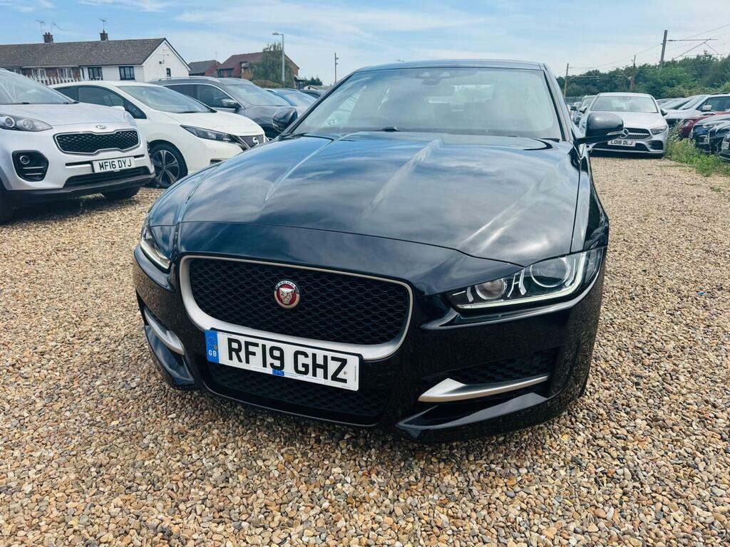 Jaguar XE R-dynamic S White #14