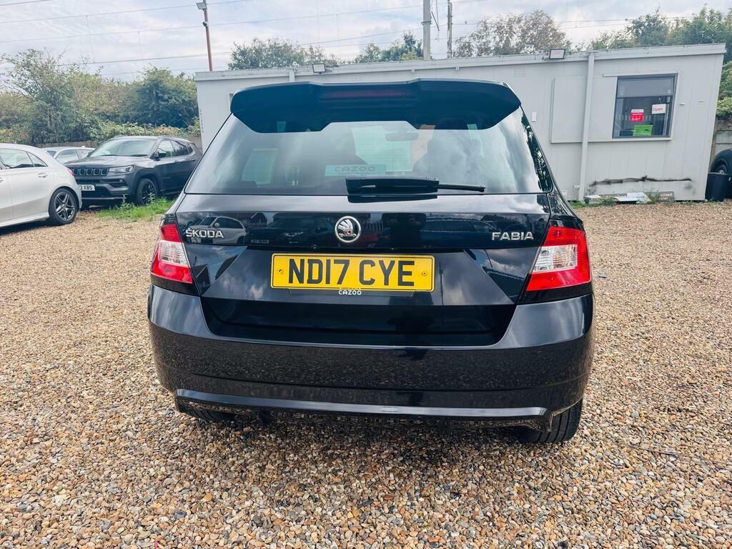 Skoda Fabia Hatchback White #24