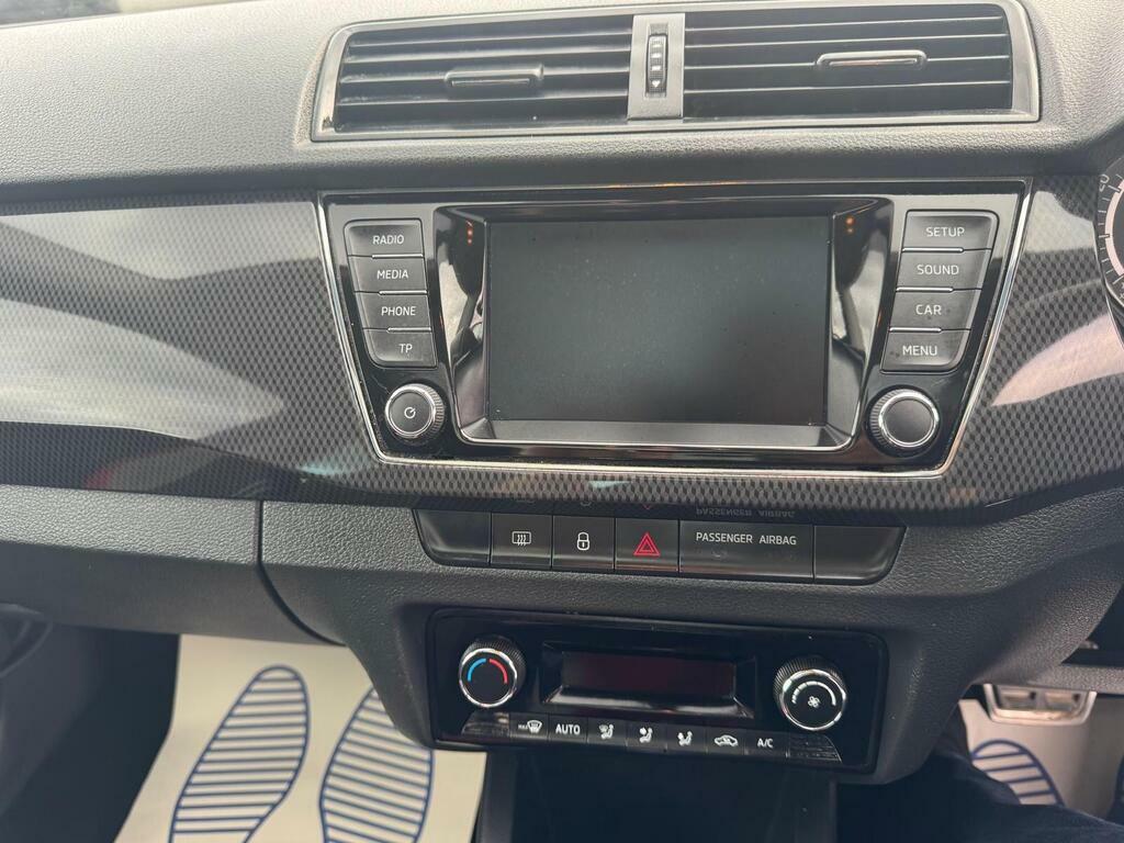 Skoda Fabia Hatchback White #45
