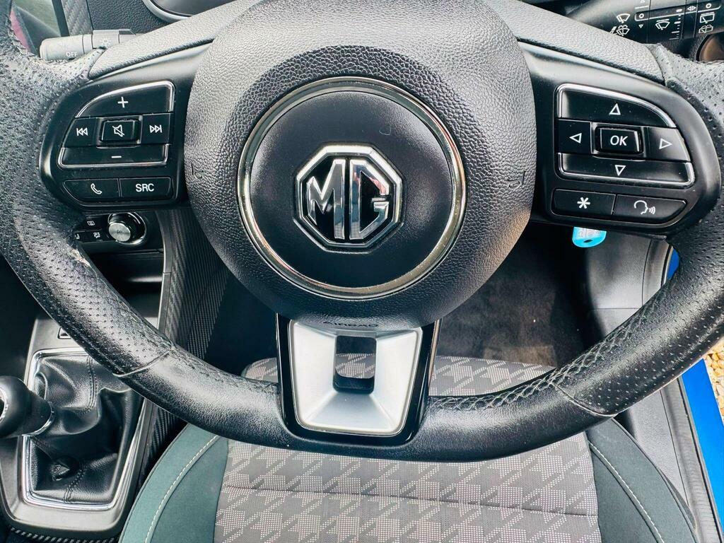 MG ZS Excite White #55