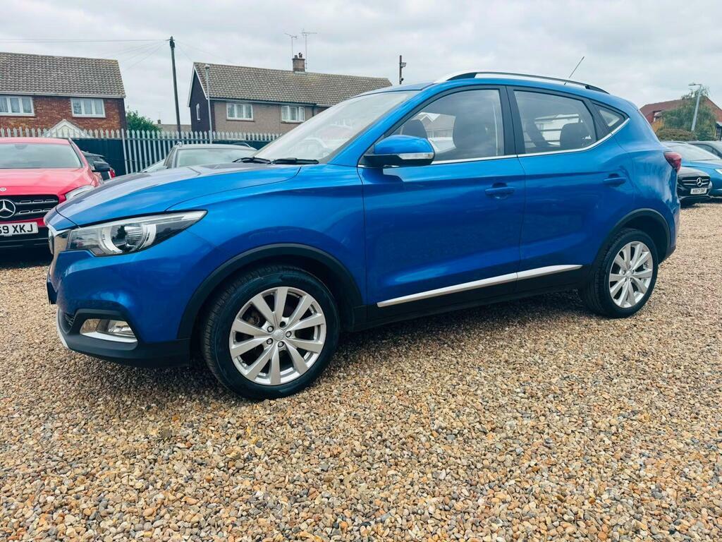 MG ZS Excite White #60