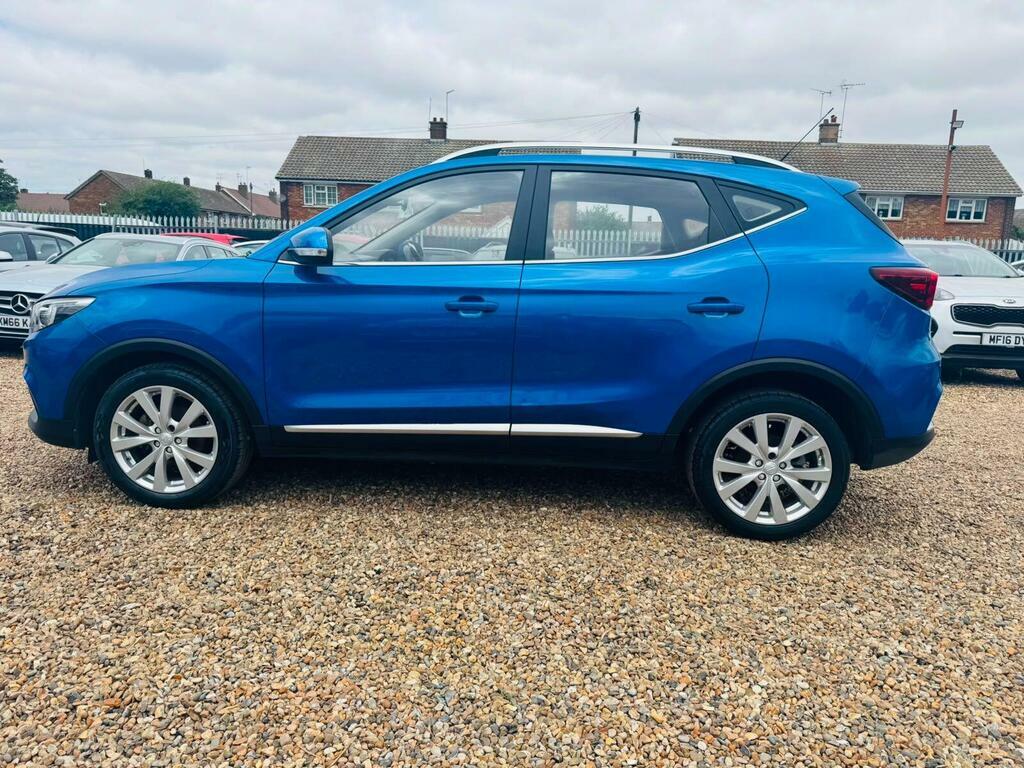 MG ZS Excite White #31