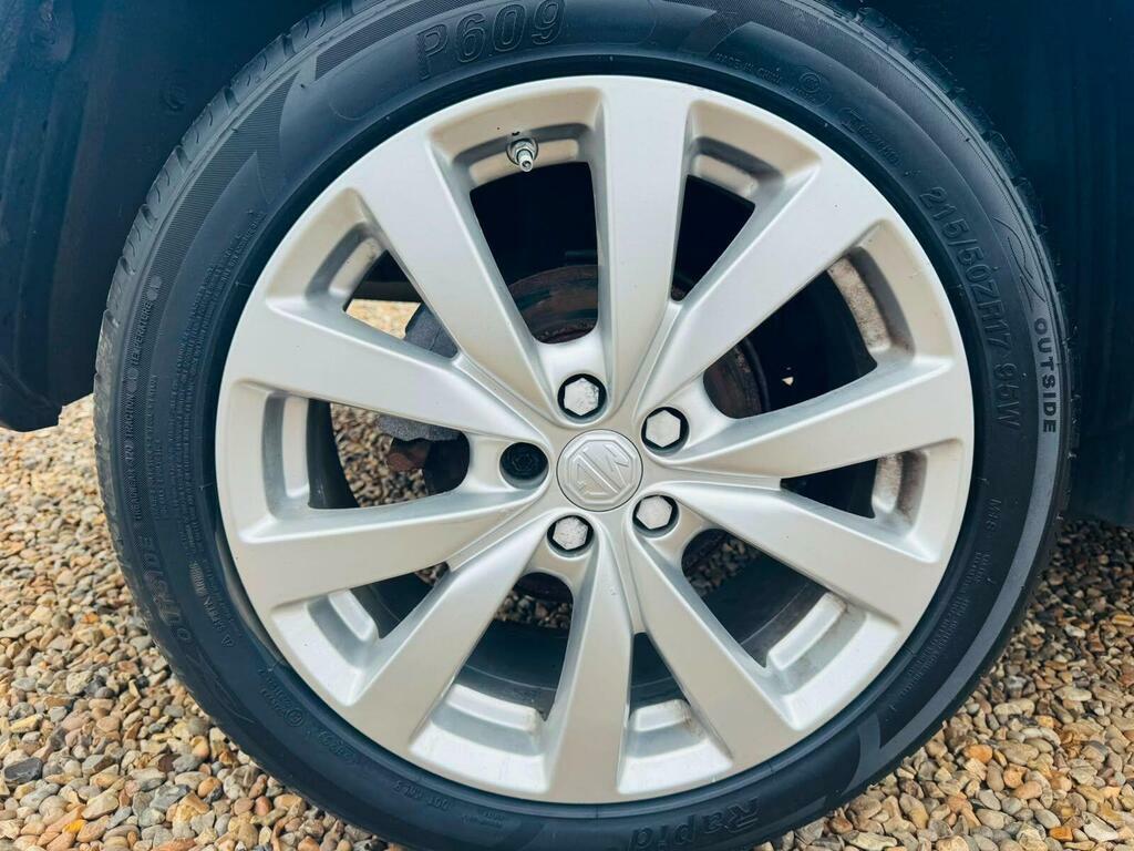 MG ZS Excite White #51