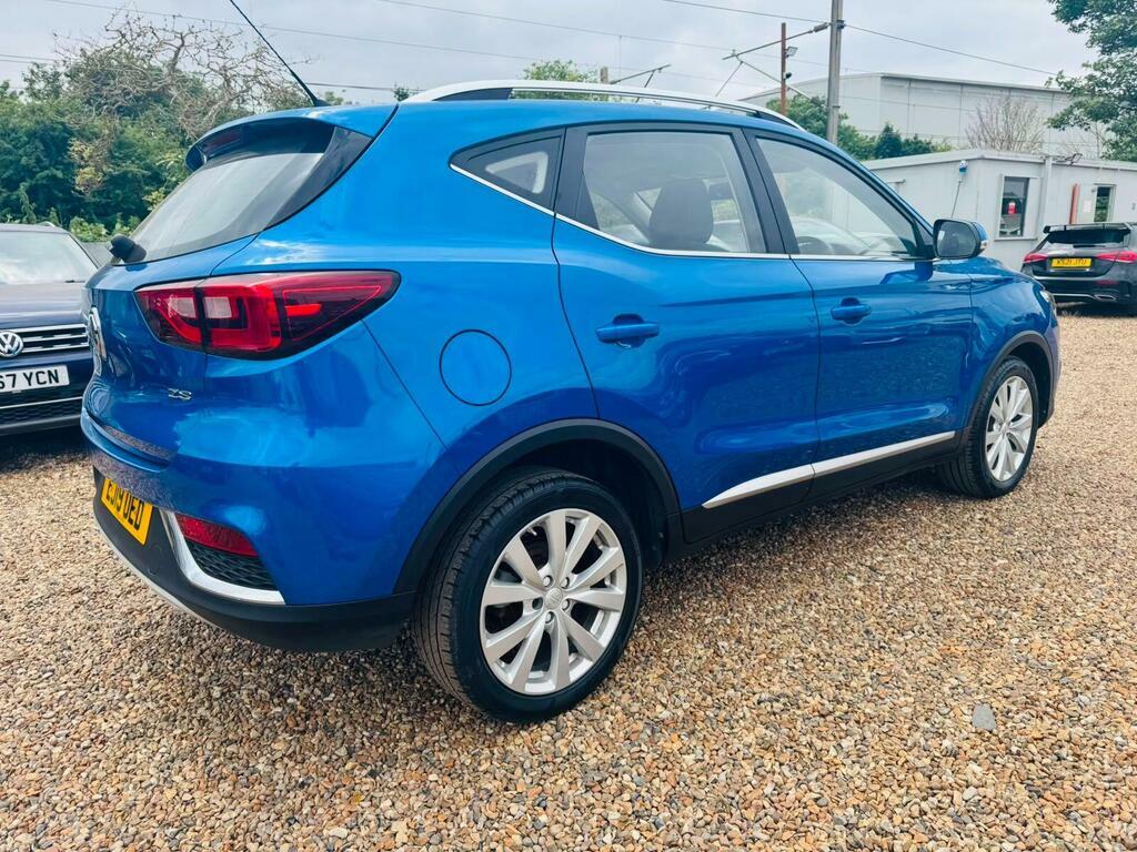 MG ZS Excite White #36