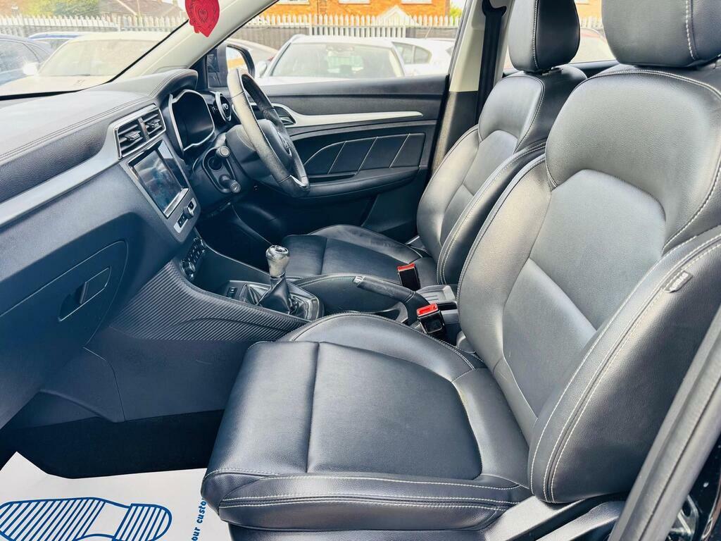 MG ZS Vti-tech Exclusive Red #60