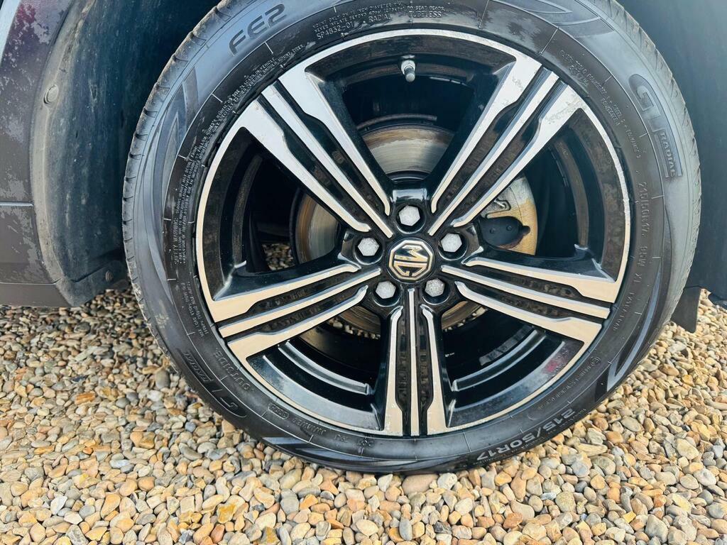 MG ZS Vti-tech Exclusive Red #52