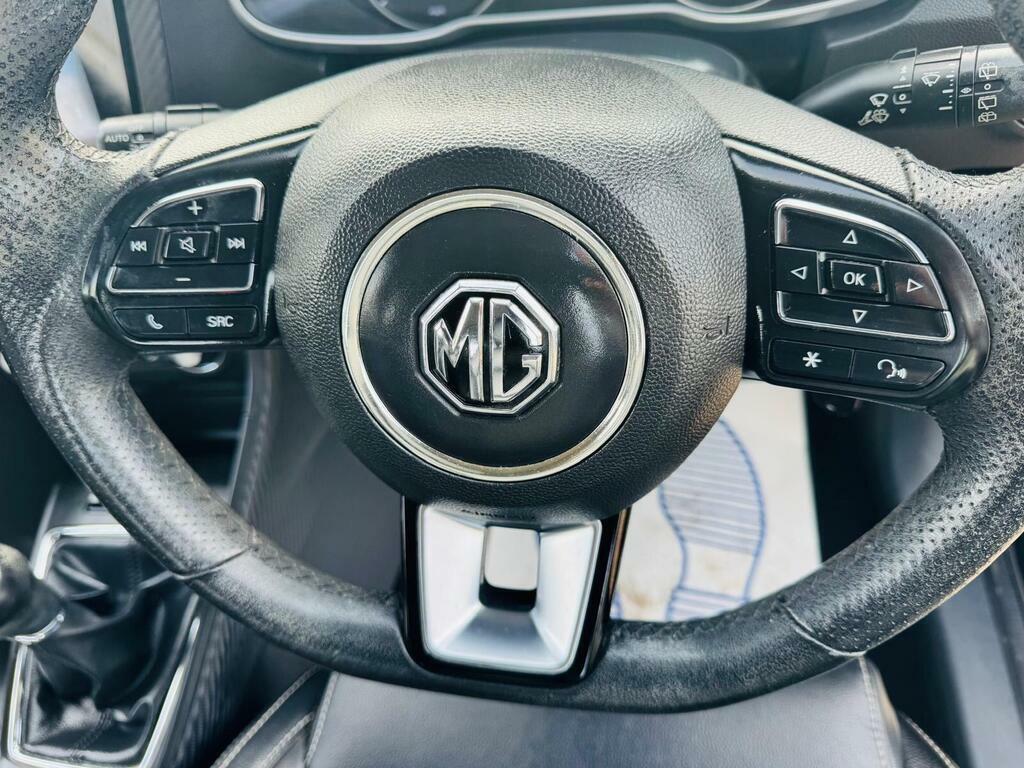 MG ZS Vti-tech Exclusive Red #57