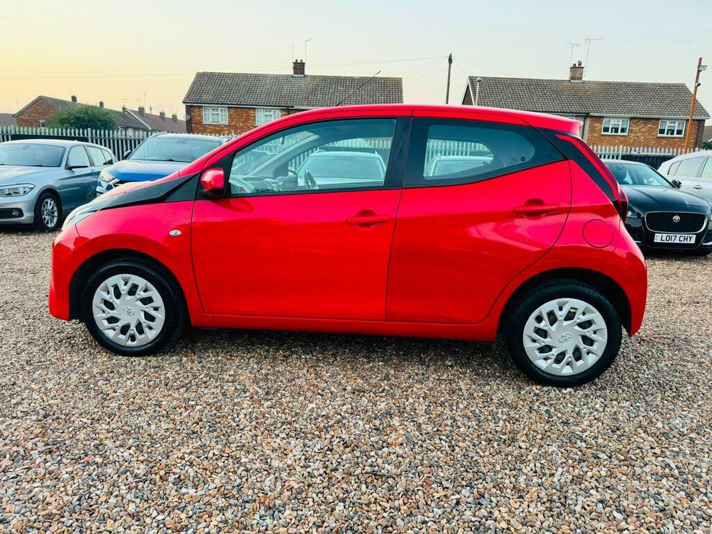 Toyota Aygo Aygo X-clusive Vvt-i Silver #25