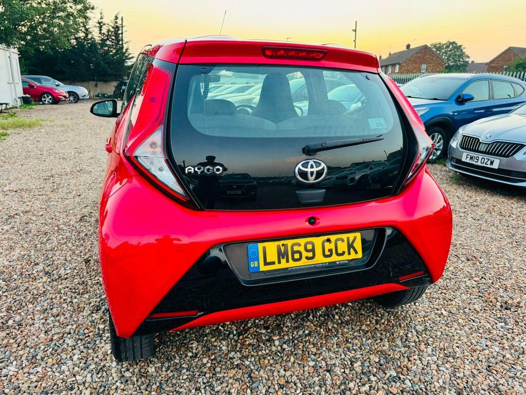 Toyota Aygo Aygo X-clusive Vvt-i Silver #26