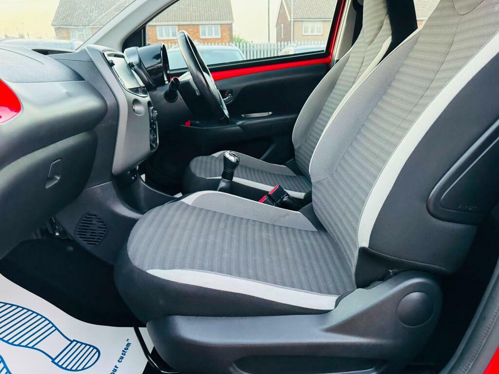 Toyota Aygo Aygo X-clusive Vvt-i Silver #50