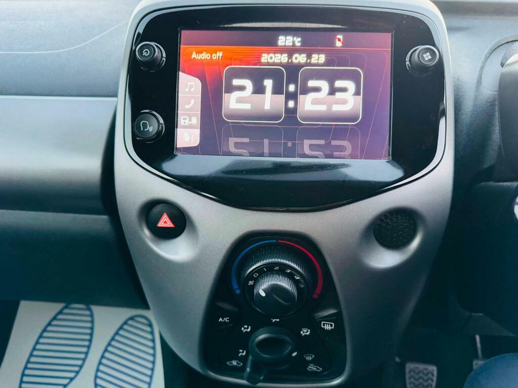 Toyota Aygo Aygo X-clusive Vvt-i Silver #46