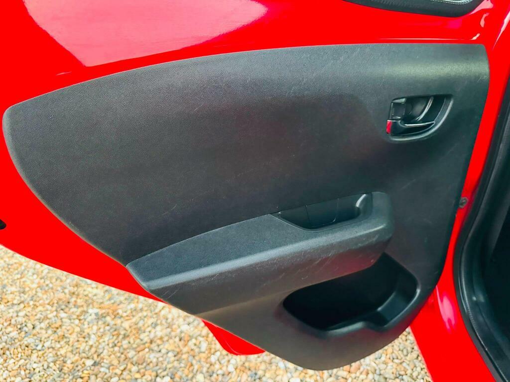 Toyota Aygo Aygo X-clusive Vvt-i Silver #40