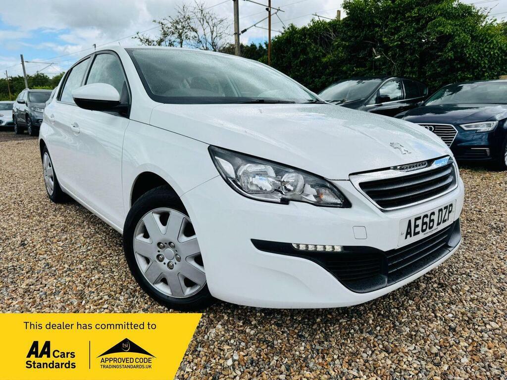 Peugeot 308 1.2 Puretech Access Euro 6 S S White