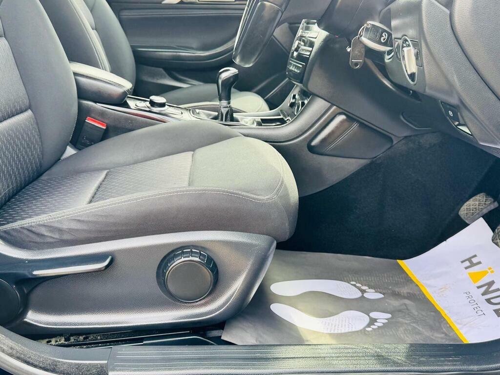 Infiniti Q30 Premium Grey #33