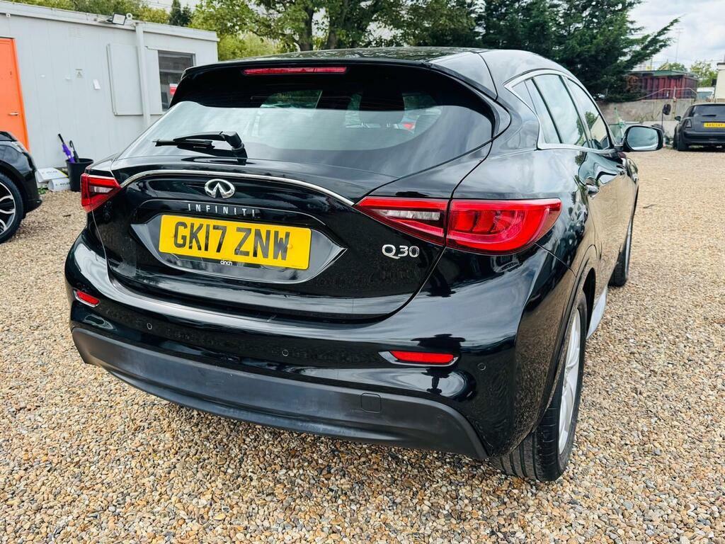Infiniti Q30 Premium Grey #24