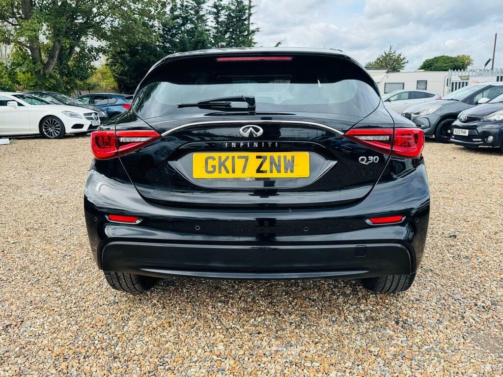 Infiniti Q30 Premium Grey #25