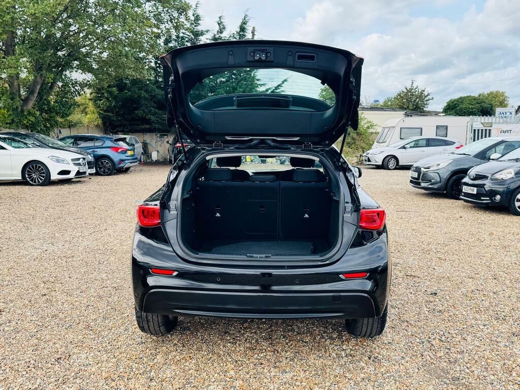 Infiniti Q30 Premium Grey #47
