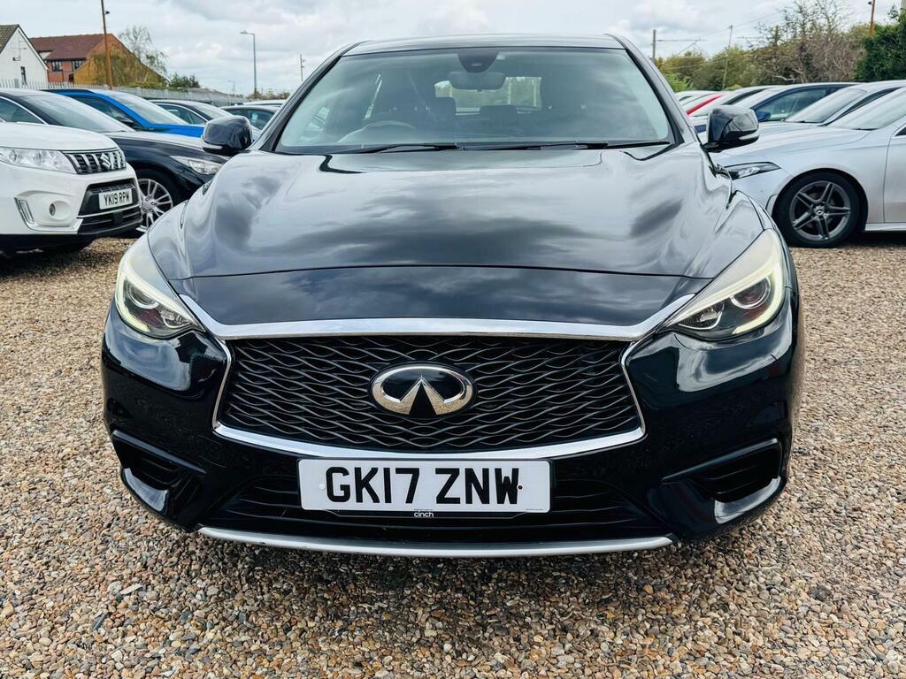 Infiniti Q30 Premium Grey #10