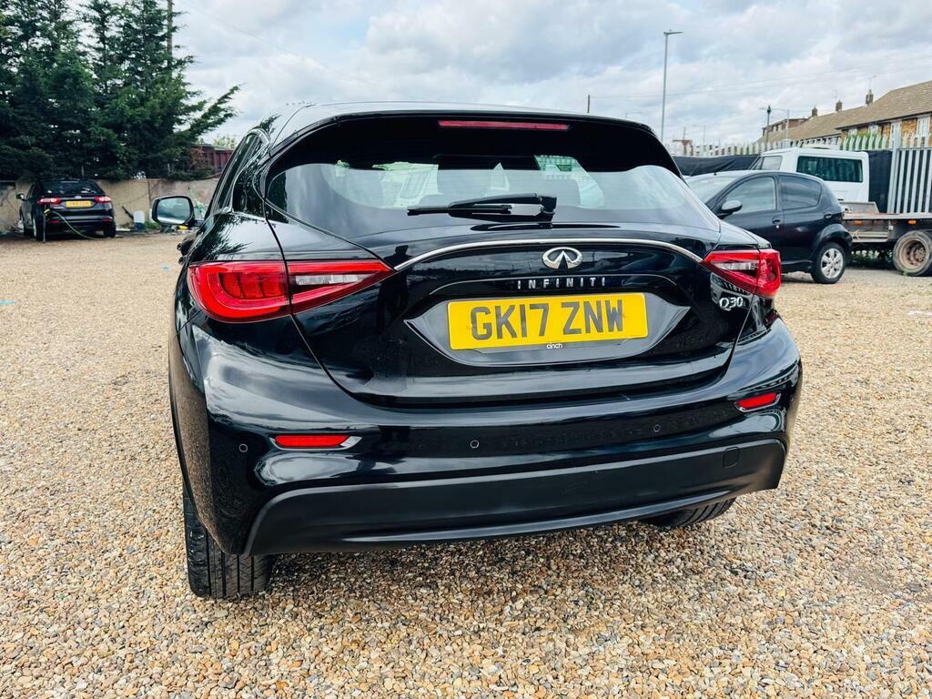 Infiniti Q30 Premium Grey #26