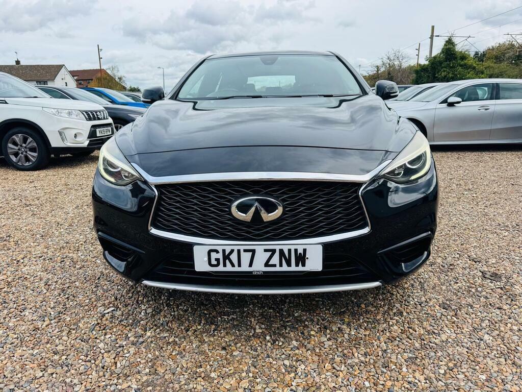 Infiniti Q30 Premium Grey #2