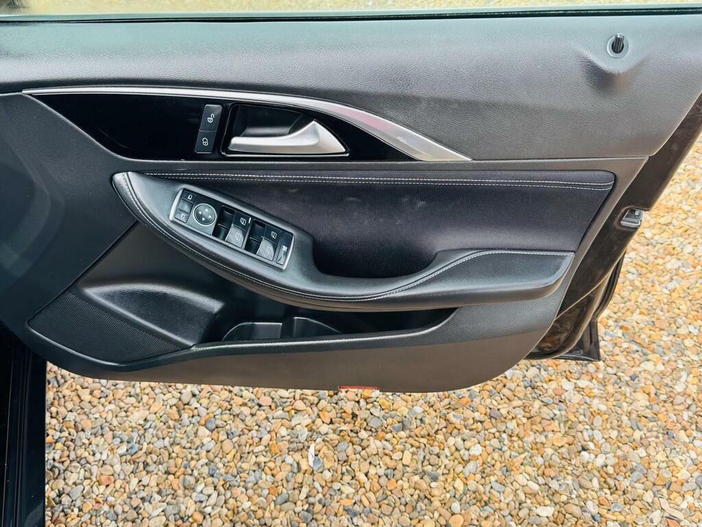 Infiniti Q30 Premium Grey #37