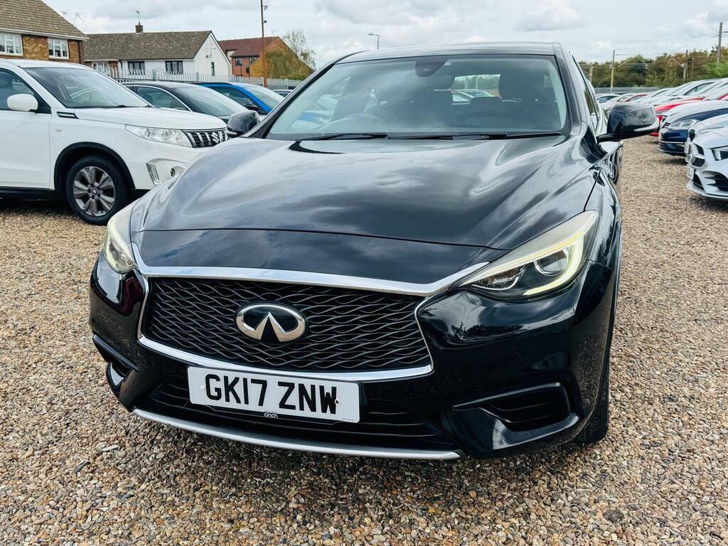 Infiniti Q30 Premium Grey #9