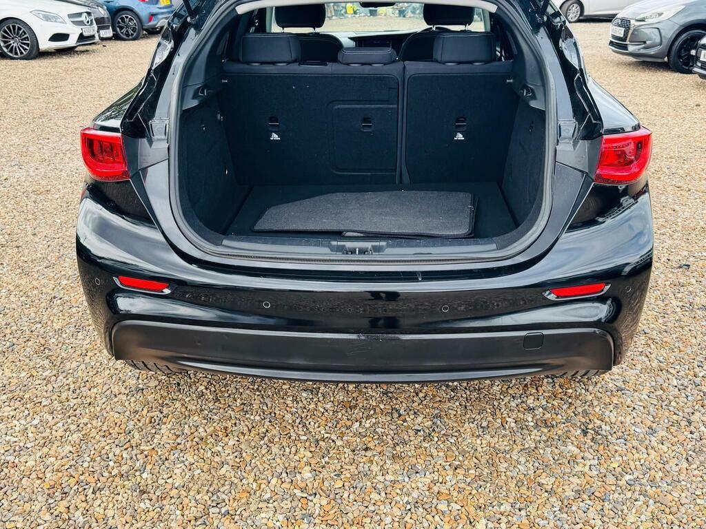 Infiniti Q30 Premium Grey #45