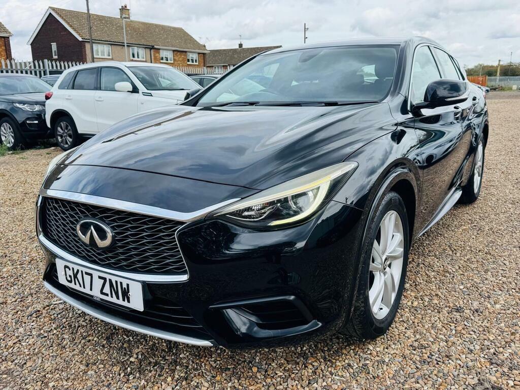 Infiniti Q30 Premium Grey #16
