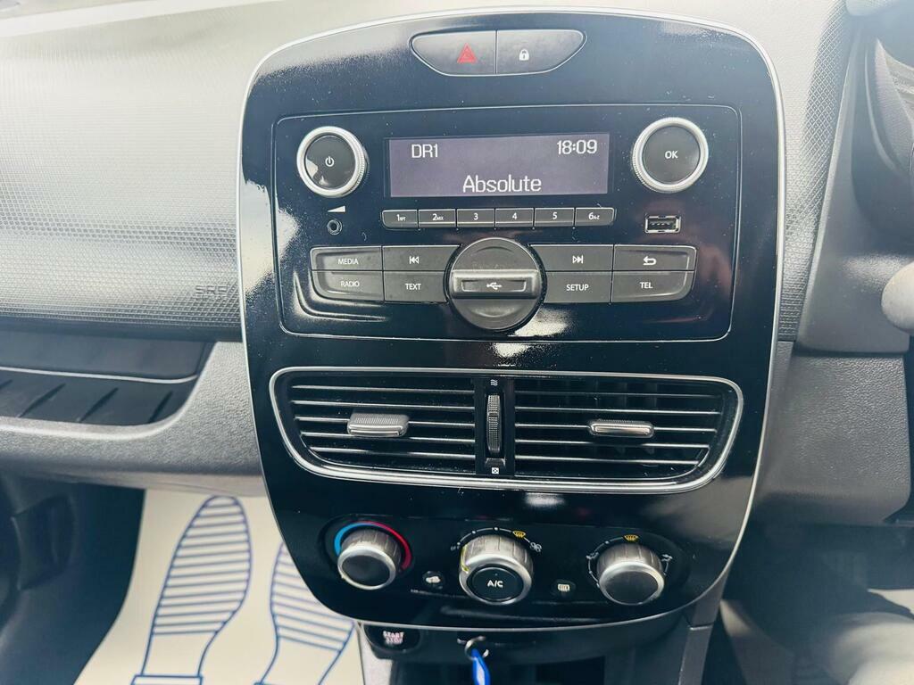 Renault Clio 0.9 Tce 75 Play Grey #60