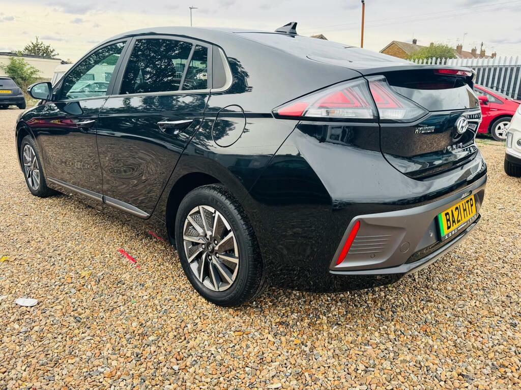 Hyundai Ioniq 38.3Kwh Premium Black #4