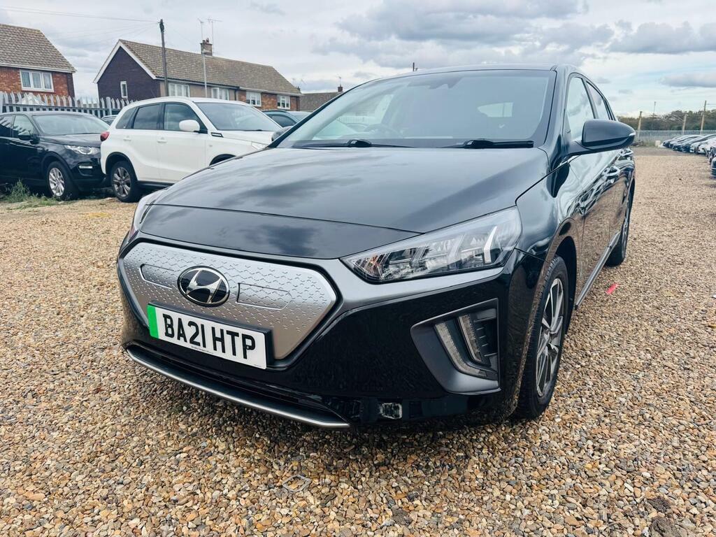 Hyundai Ioniq 38.3Kwh Premium Black #3