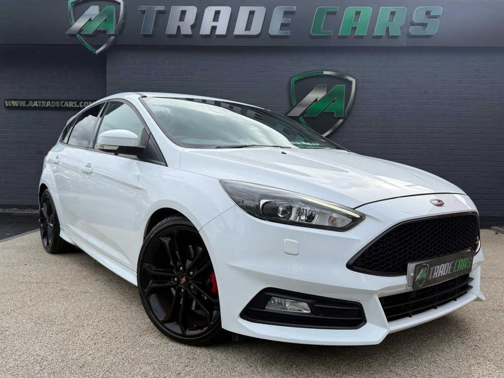 Ford Focus Hatchback White
