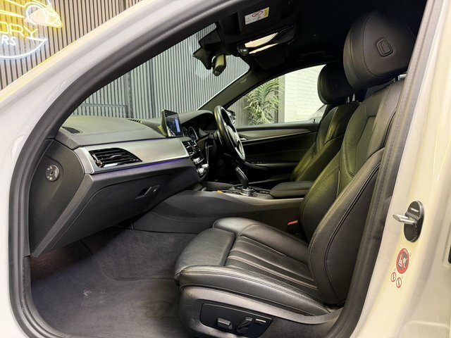 BMW 5 Series Diesel Blue #10