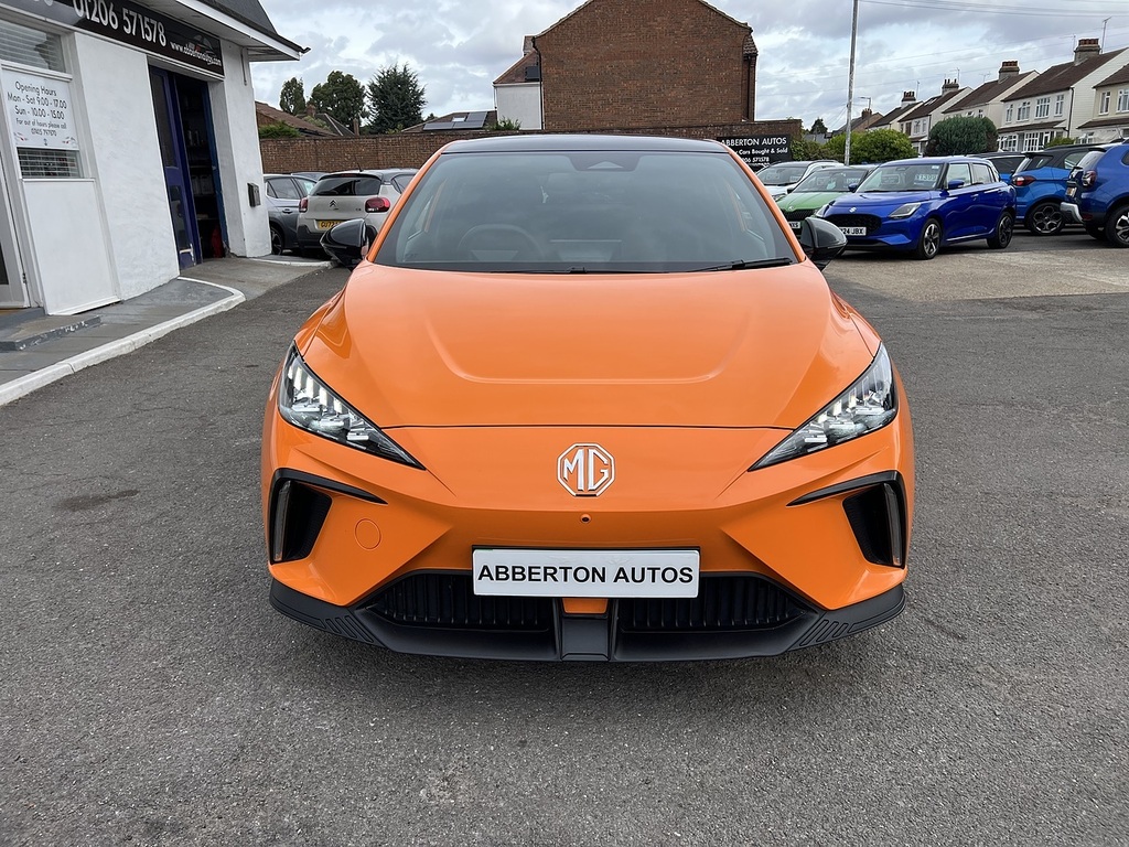 MG MG4 64Kwh Trophy Long Range Hatchback Aut Orange #2