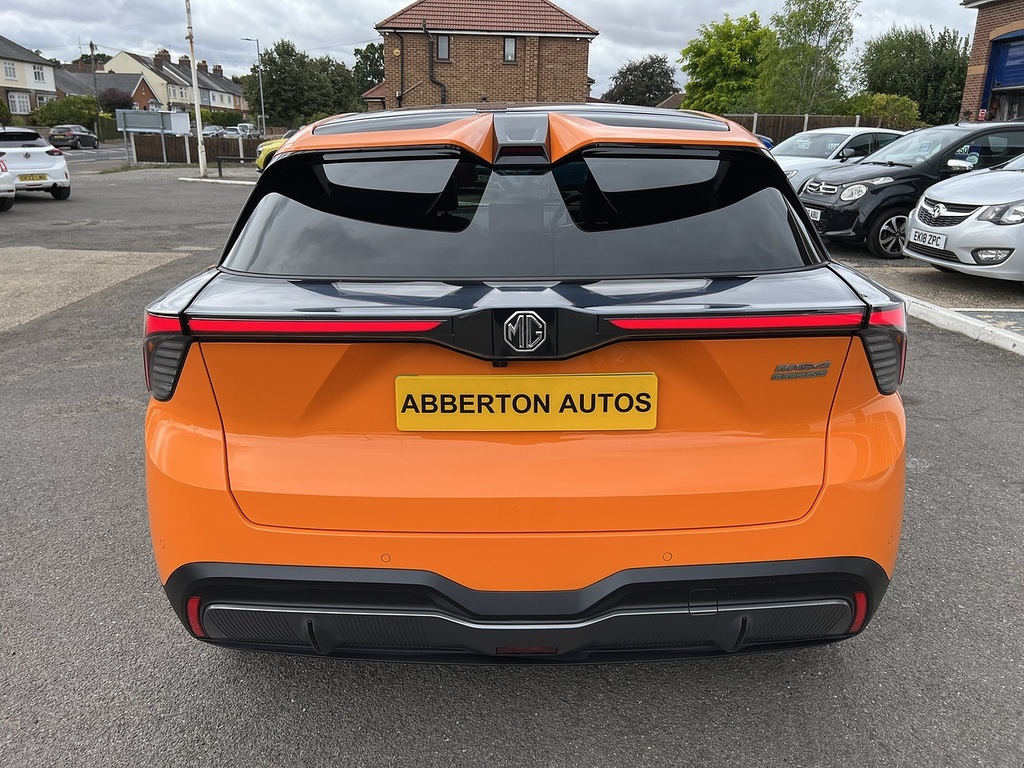 MG MG4 64Kwh Trophy Long Range Hatchback Aut Orange #3