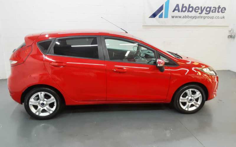 Ford Fiesta 1.4 95Ps Style Plus Red #4