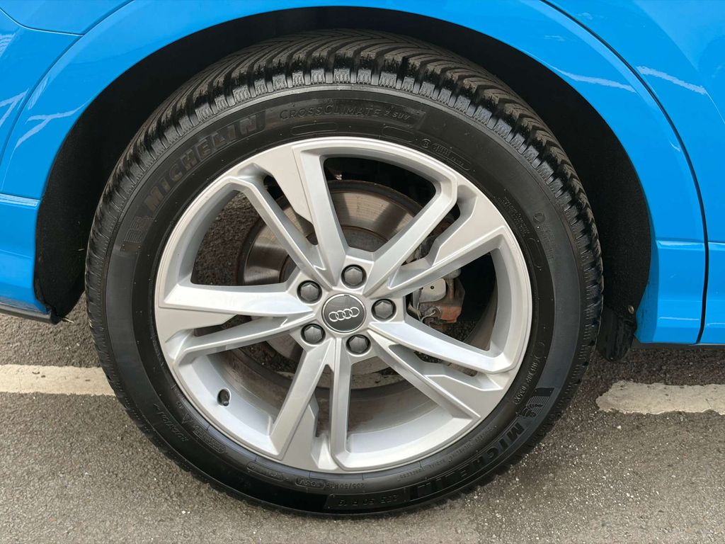 Audi Q3 1.5L Sport Cod Tfsi Black #37
