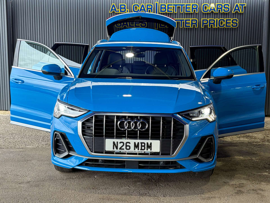 Audi Q3 Petrol  #2