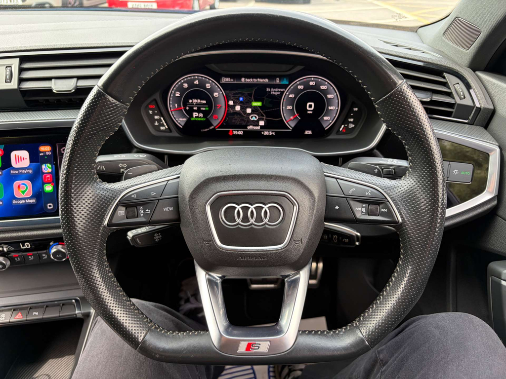 Audi Q3 1.5L Sport Cod Tfsi Black #10