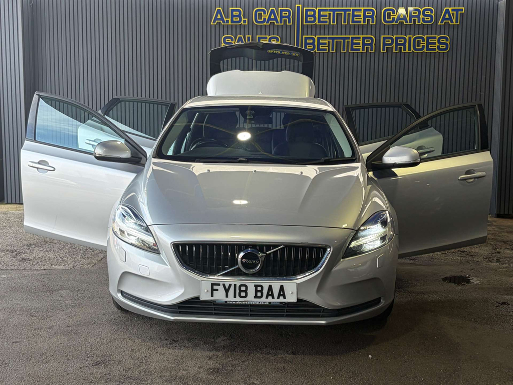 Volvo V40 Petrol  #2