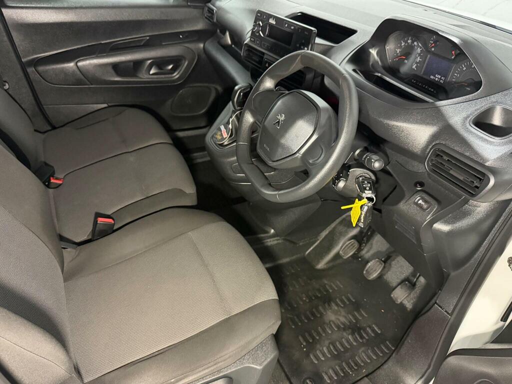 Peugeot Partner   #8