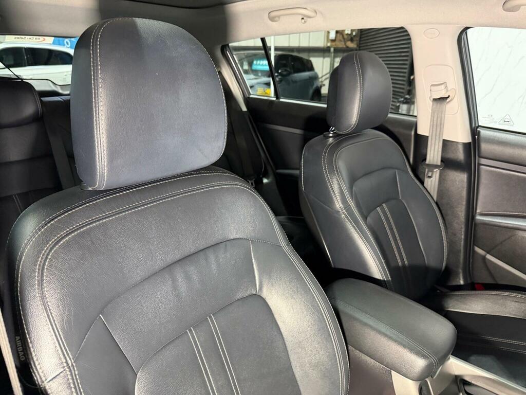 Kia Sportage Kx-3 Black #9