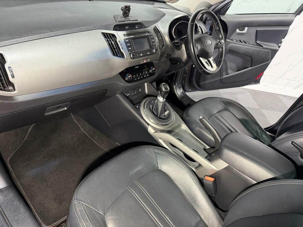 Kia Sportage Kx-3 Black #18